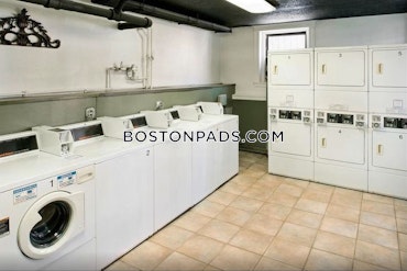 Boston - 3 Beds, 1 Baths