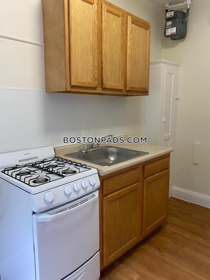 BOSTON - BRIGHTON- WASHINGTON ST./ ALLSTON ST. - 2 Beds, 1 Bath - Image 3