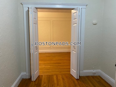 Boston - 2 Beds, 1 Baths