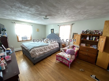 Boston - 3 Beds, 1.5 Baths