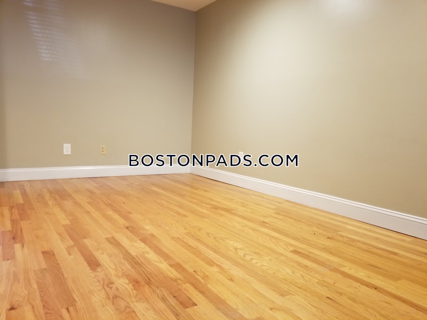 BOSTON - SOUTH END - 2 Beds, 1 Bath - Image 3