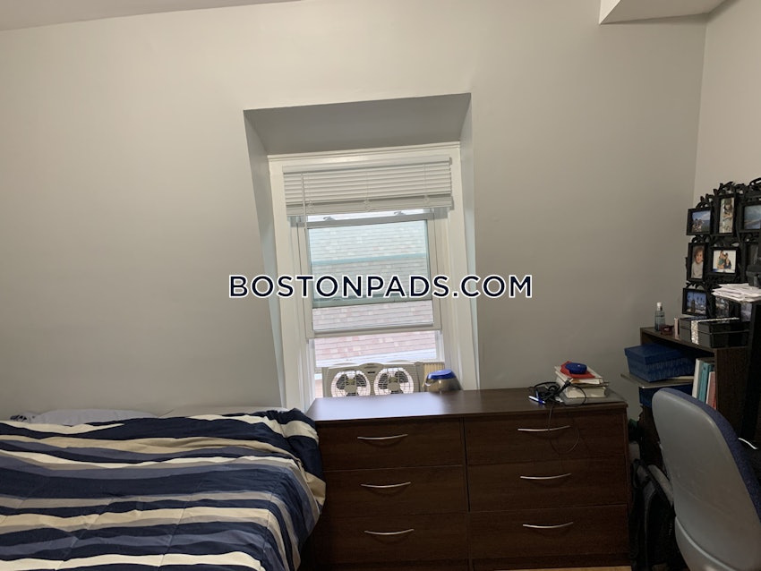 BROOKLINE - BROOKLINE HILLS - 2 Beds, 1 Bath - Image 20