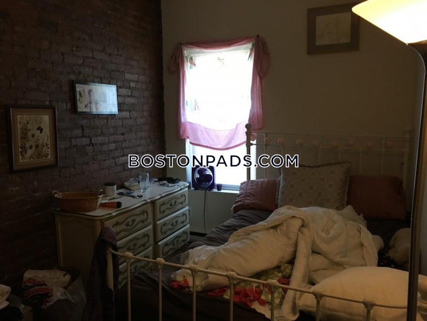 BOSTON - MISSION HILL - 1 Bed, 1 Bath - Image 6