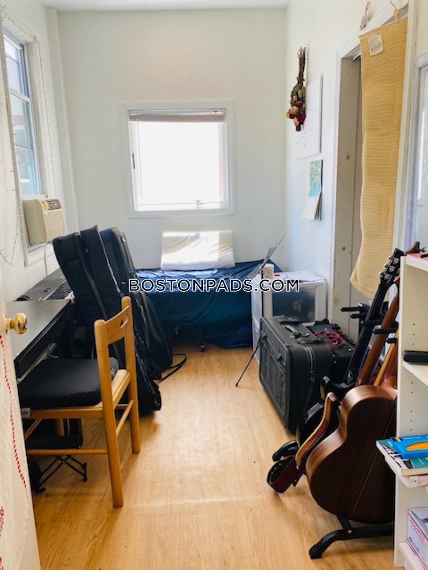 BOSTON - JAMAICA PLAIN - JACKSON SQUARE - 3 Beds, 1 Bath - Image 7