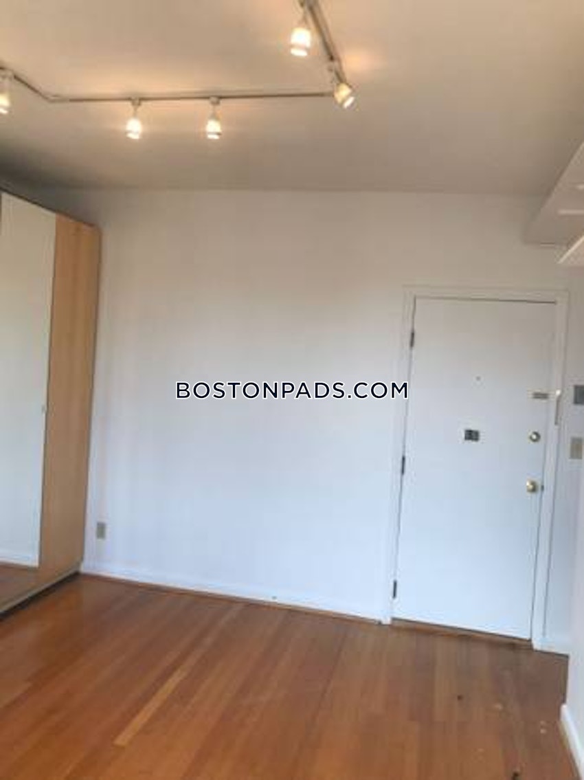 BOSTON - ALLSTON/BRIGHTON BORDER - 1 Bed, 1 Bath - Image 15