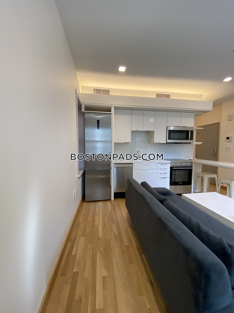 Mount Auburn St., Cambridge