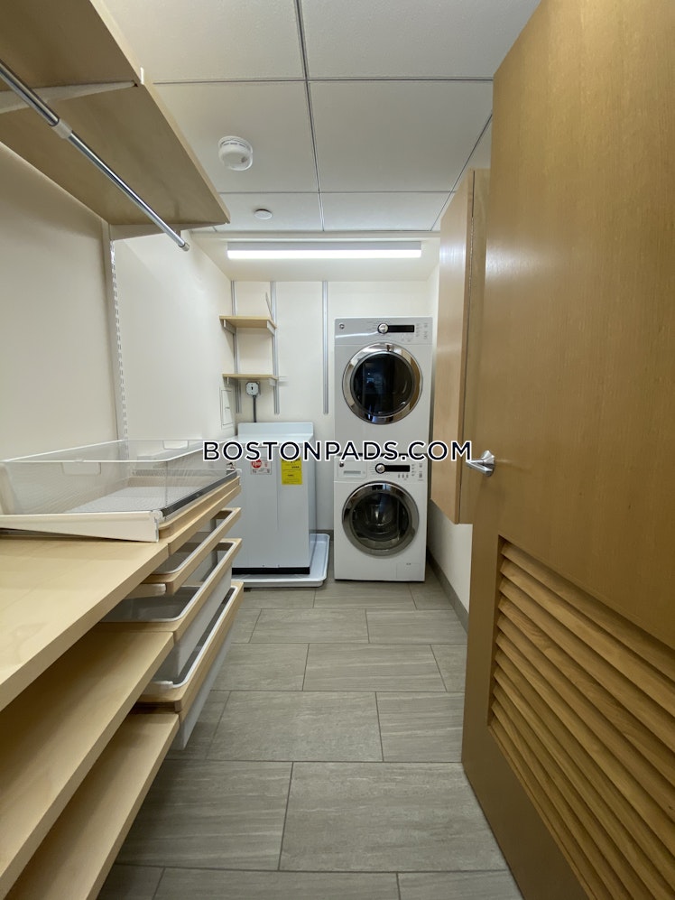 Mount Auburn St., Cambridge