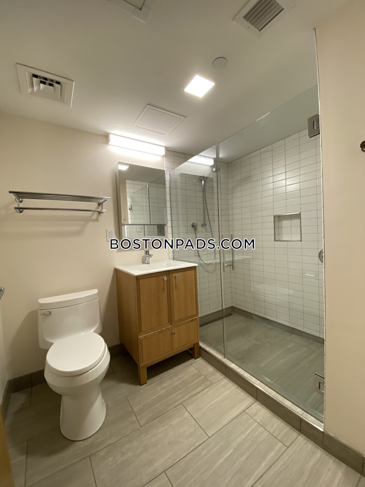 Mount Auburn St., Cambridge