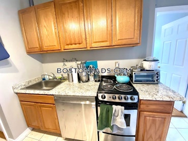 Boston - 2 Beds, 1 Baths