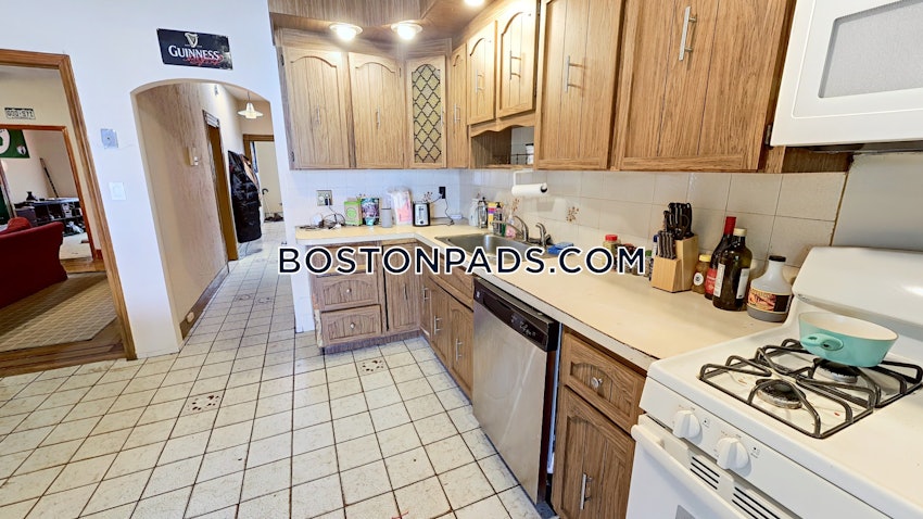 BOSTON - EAST BOSTON - JEFFRIES POINT - 2 Beds, 1 Bath - Image 1