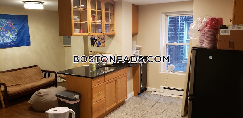 BOSTON - NORTH END - 2 Beds, 1 Bath - Image 1