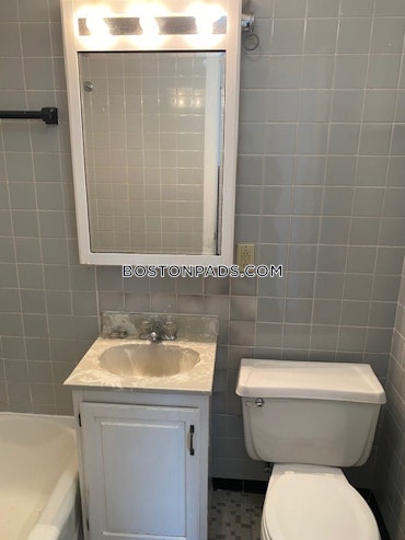 Boston - 1 Beds, 1 Baths