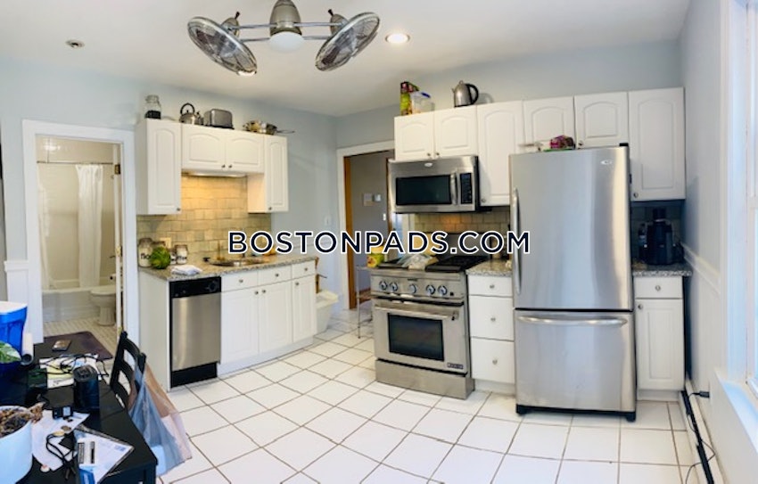 BOSTON - FORT HILL - 2 Beds, 1 Bath - Image 1