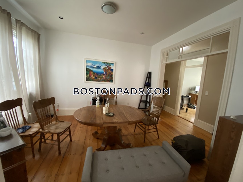 CAMBRIDGE - CENTRAL SQUARE/CAMBRIDGEPORT - 3 Beds, 1.5 Baths - Image 11