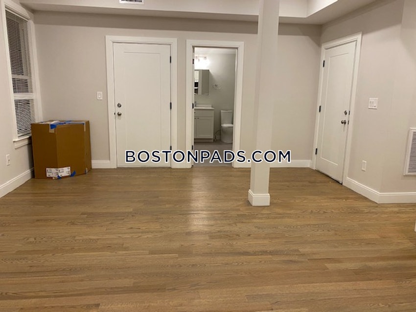 BOSTON - JAMAICA PLAIN - HYDE SQUARE - 3 Beds, 2 Baths - Image 14