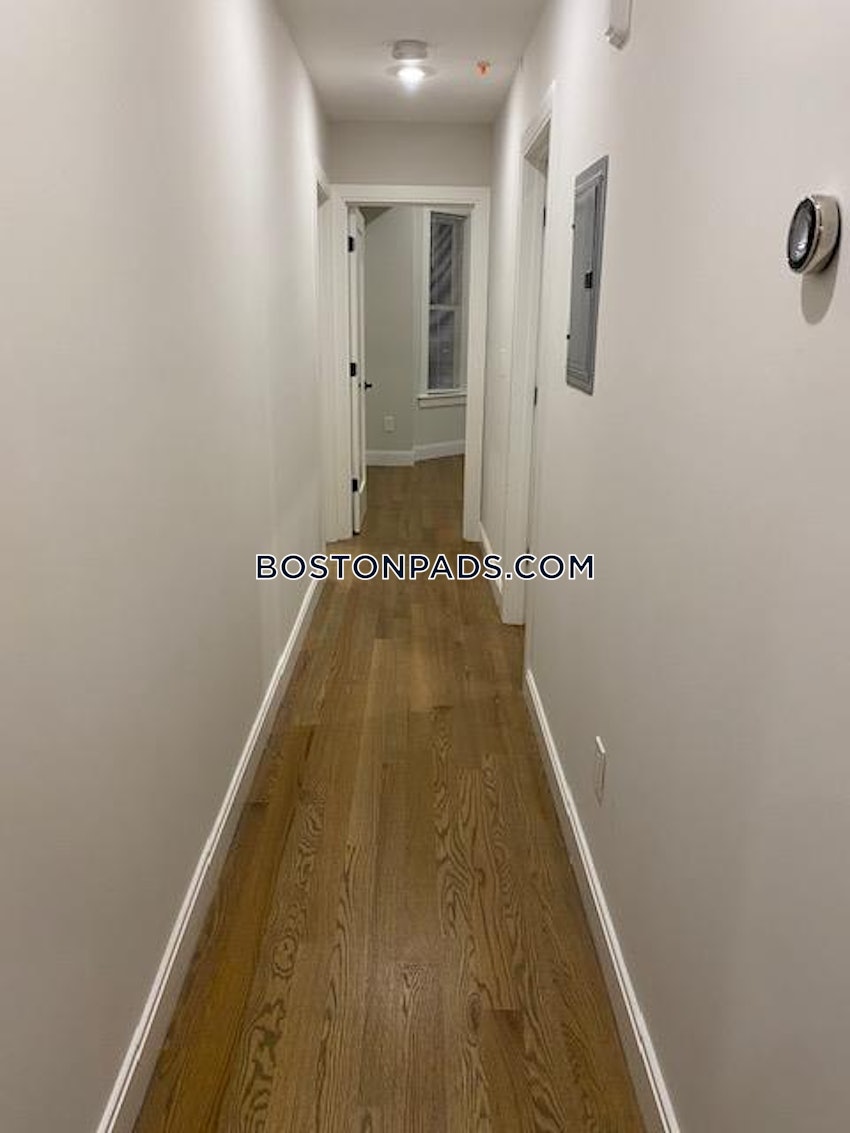 BOSTON - JAMAICA PLAIN - HYDE SQUARE - 3 Beds, 2 Baths - Image 19