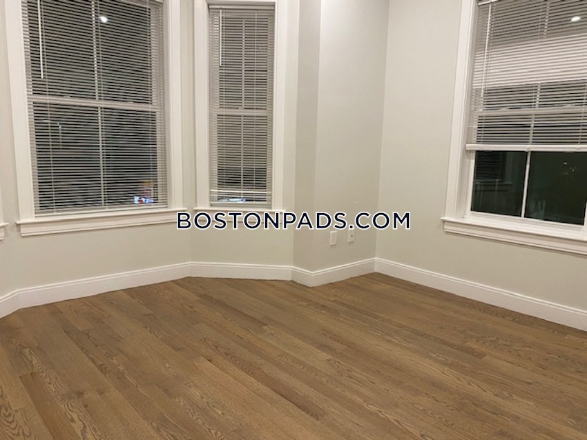 BOSTON - JAMAICA PLAIN - HYDE SQUARE - 3 Beds, 2 Baths - Image 18