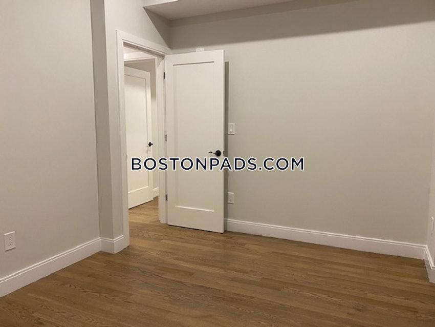 BOSTON - JAMAICA PLAIN - HYDE SQUARE - 3 Beds, 2 Baths - Image 21