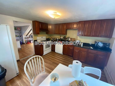 Boston - 3 Beds, 3 Baths