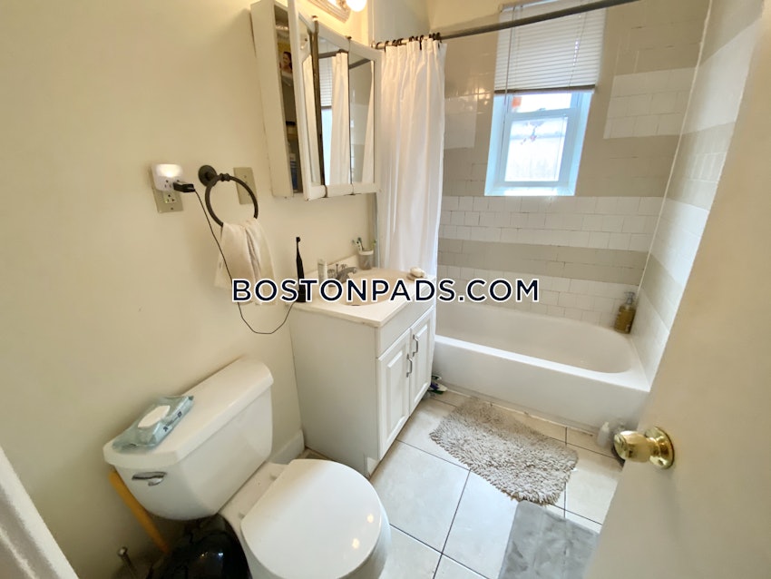 BOSTON - FORT HILL - 4 Beds, 1 Bath - Image 13