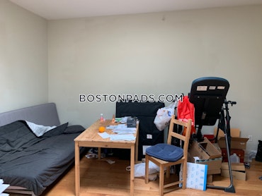 Boston - 4 Beds, 2 Baths