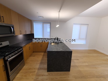 Boston - 2 Beds, 2 Baths