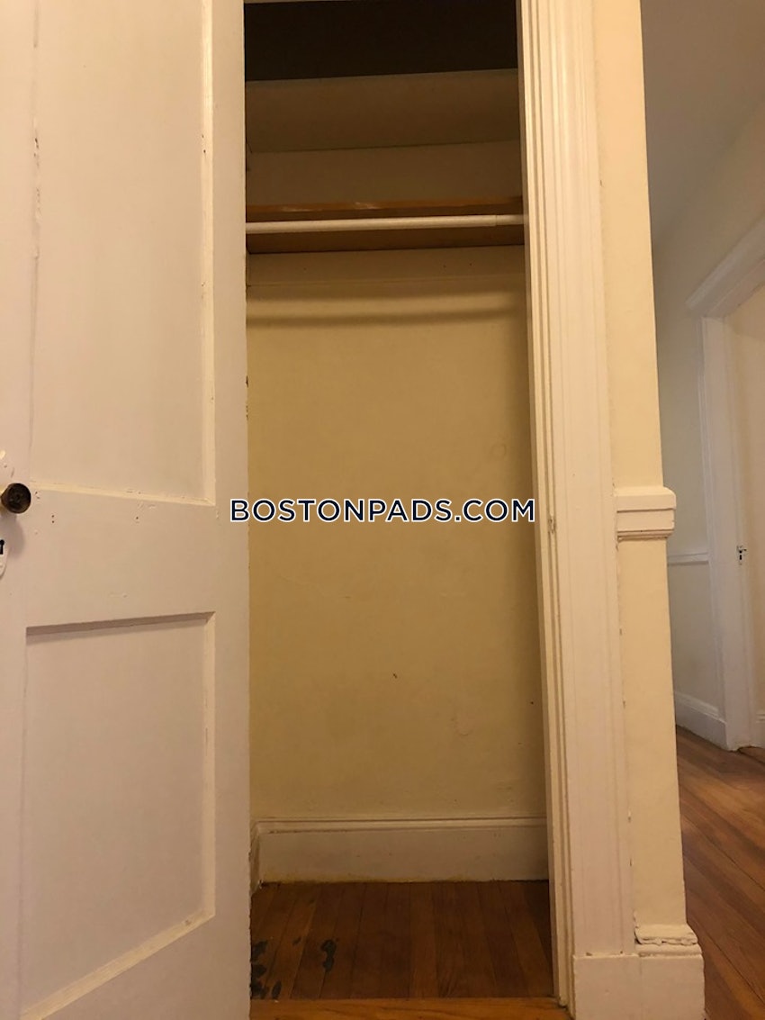 BOSTON - BRIGHTON - CLEVELAND CIRCLE - 1 Bed, 1 Bath - Image 8