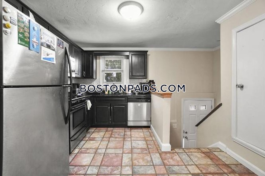 BOSTON - SOUTH BOSTON - ANDREW SQUARE - 4 Beds, 1.5 Baths - Image 5