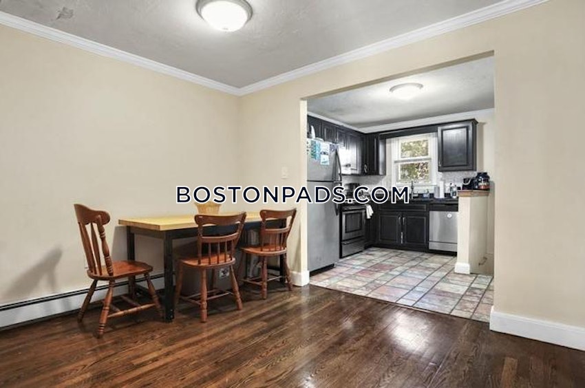 BOSTON - SOUTH BOSTON - ANDREW SQUARE - 4 Beds, 1.5 Baths - Image 4