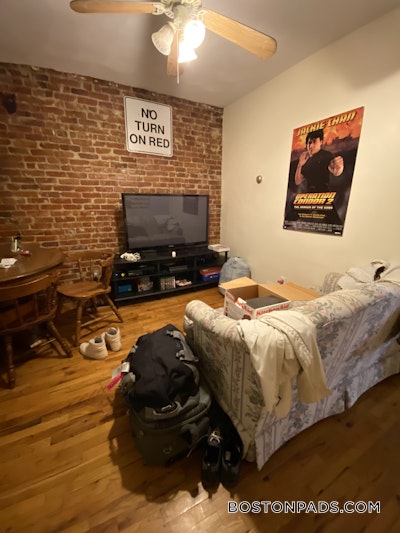 Mission Hill 3 Beds 1 Bath Boston - $4,500