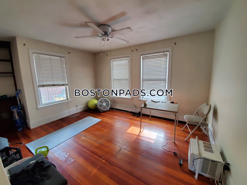 BOSTON - SOUTH BOSTON - EAST SIDE - 4 Beds, 2 Baths - Image 28