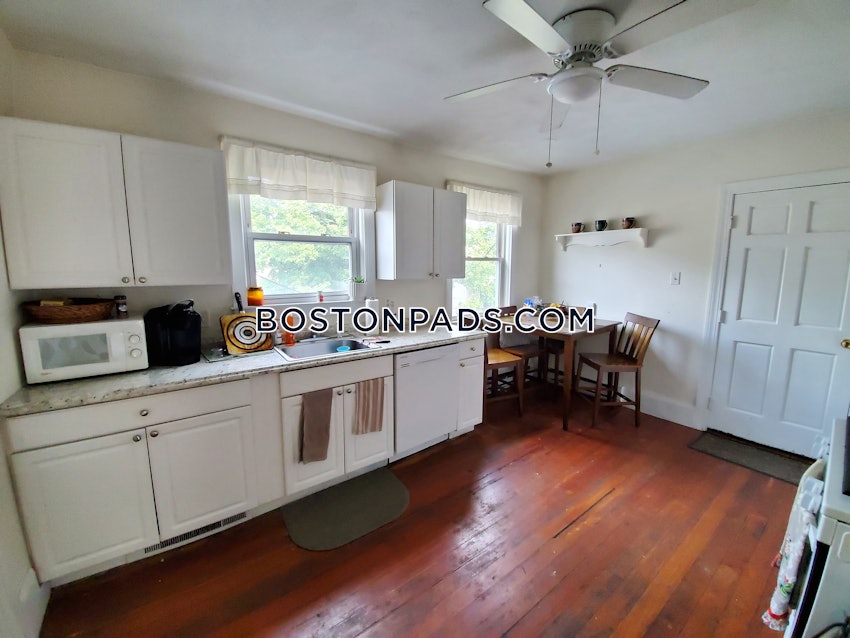 BOSTON - SOUTH BOSTON - EAST SIDE - 4 Beds, 2 Baths - Image 3