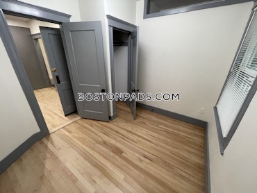 Boston - 4 Beds, 2 Baths