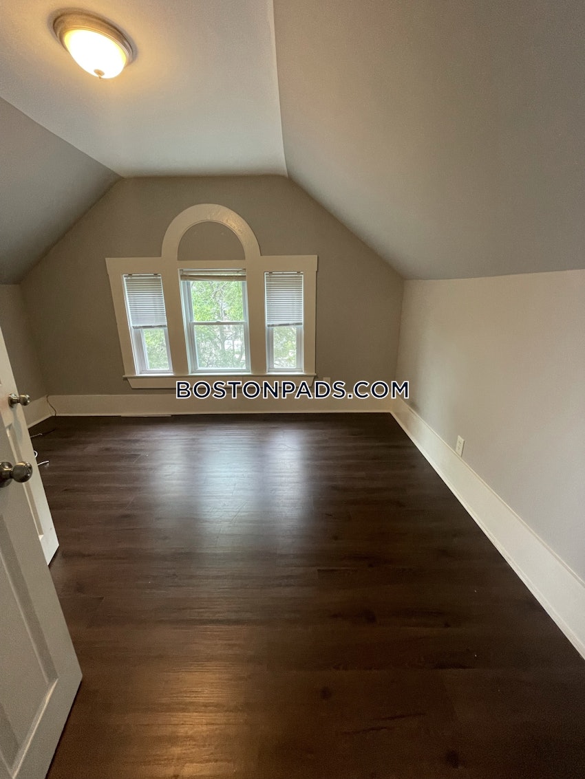 SOMERVILLE - EAST SOMERVILLE - 3 Beds, 1 Bath - Image 15