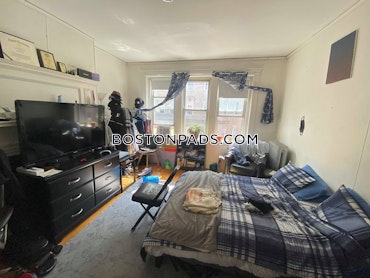 Boston - 4 Beds, 1 Baths