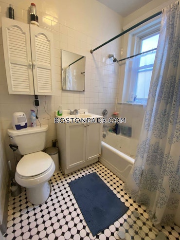 Boston - 4 Beds, 1 Baths