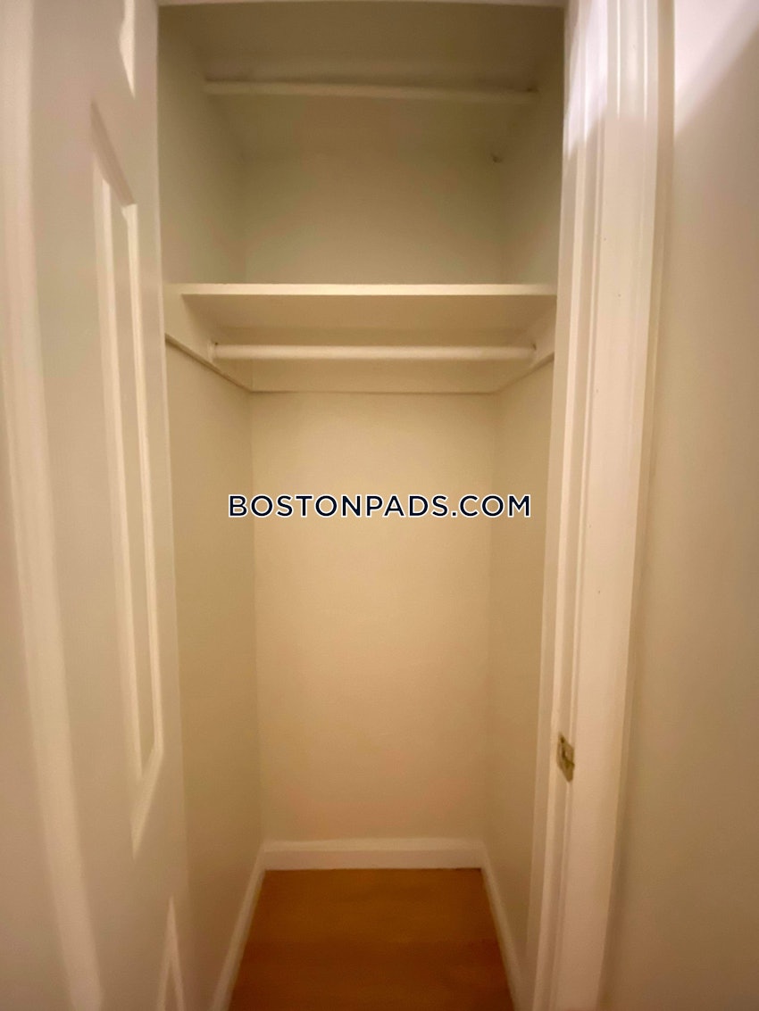 BOSTON - NORTHEASTERN/SYMPHONY - 2 Beds, 1 Bath - Image 8