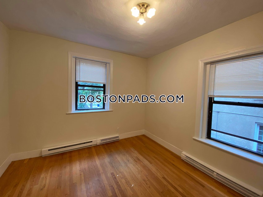 BOSTON - ALLSTON - 3 Beds, 1 Bath - Image 8