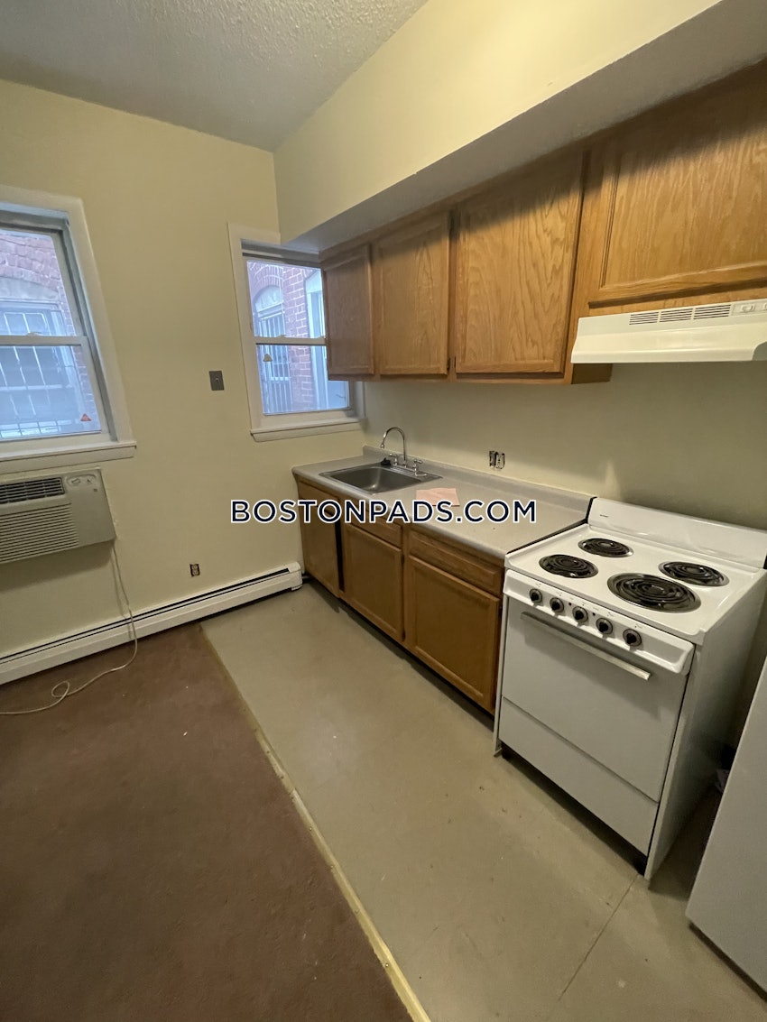 BOSTON - JAMAICA PLAIN - CENTER - 1 Bed, 1 Bath - Image 1