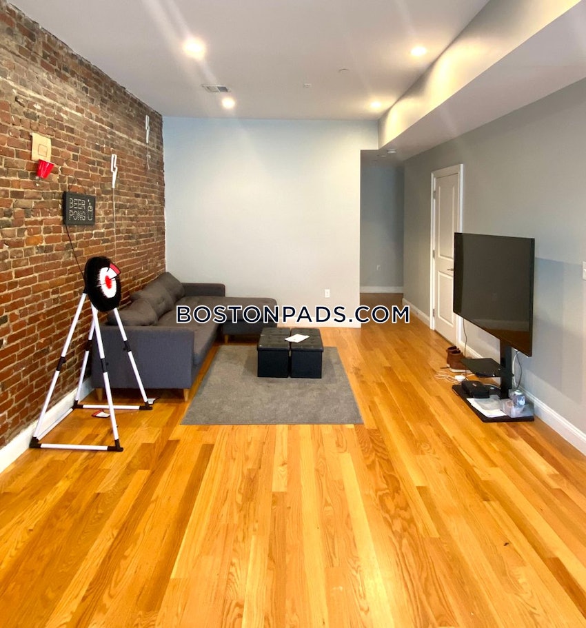 BOSTON - EAST BOSTON - CENTRAL SQ PARK - 3 Beds, 2 Baths - Image 4