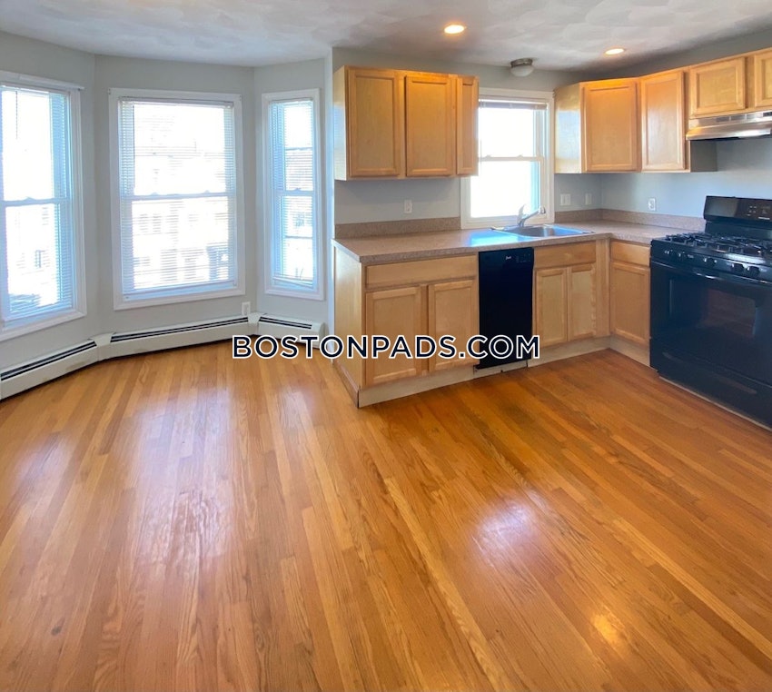 BOSTON - EAST BOSTON - BREMEN ST. PARK/AIRPORT STATION - 2 Beds, 1 Bath - Image 1