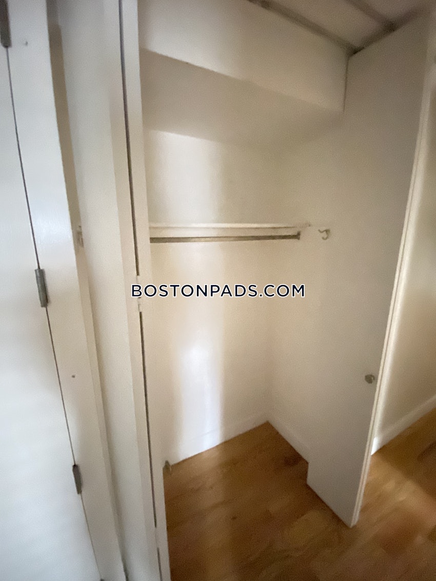 BELMONT - 2 Beds, 1 Bath - Image 9