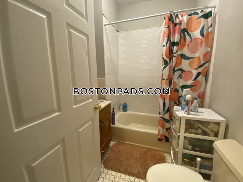 BOSTON - MISSION HILL - 4 Beds, 1 Bath - Image 19