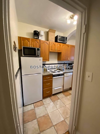 Brookline 1 Bed 1 Bath BROOKLINE- COOLIDGE CORNER  Coolidge Corner - $2,800 No Fee
