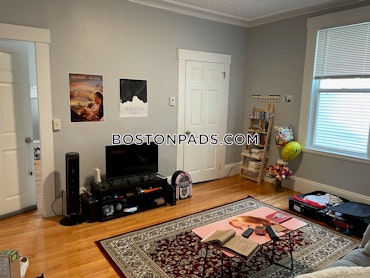 Boston - 1 Beds, 1 Baths