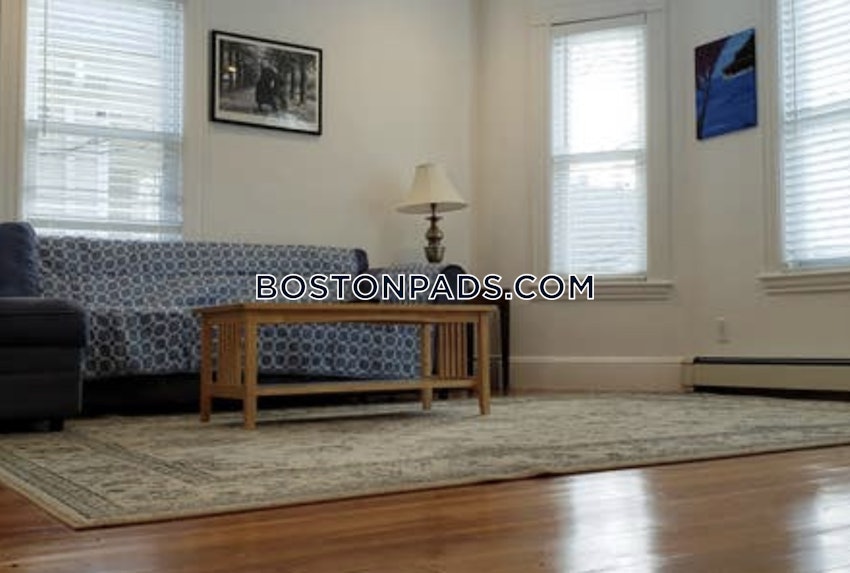 BOSTON - BRIGHTON - OAK SQUARE - 6 Beds, 3.5 Baths - Image 2