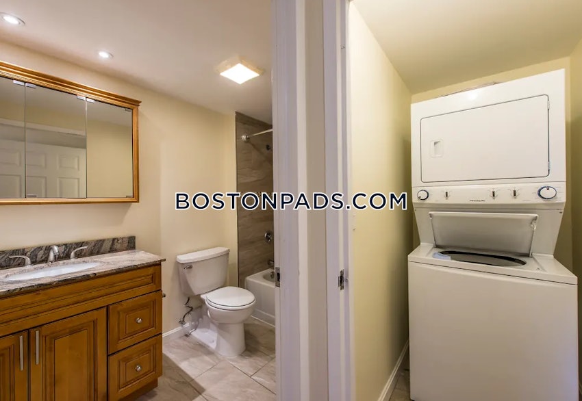 NEEDHAM - 2 Beds, 2 Baths - Image 4