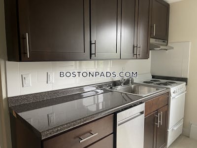 Cambridge Spacious studio apartment available on Chester Street in Cambridge!!   Davis Square - $2,200