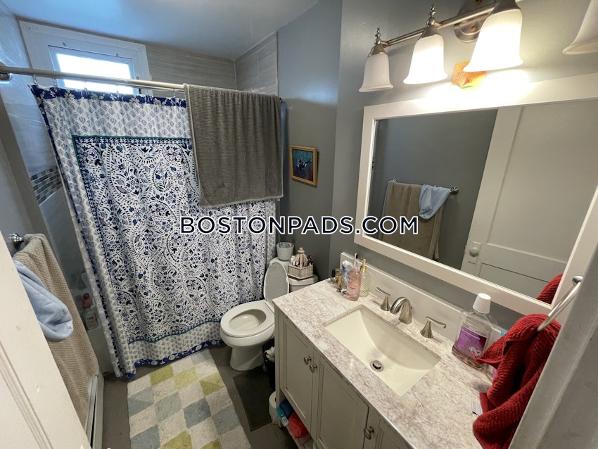 BOSTON - LOWER ALLSTON - 4 Beds, 2 Baths - Image 3