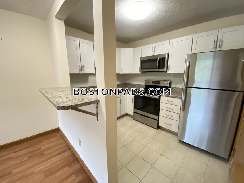 NEWTON - AUBURNDALE - 2 Beds, 1 Bath - Image 1